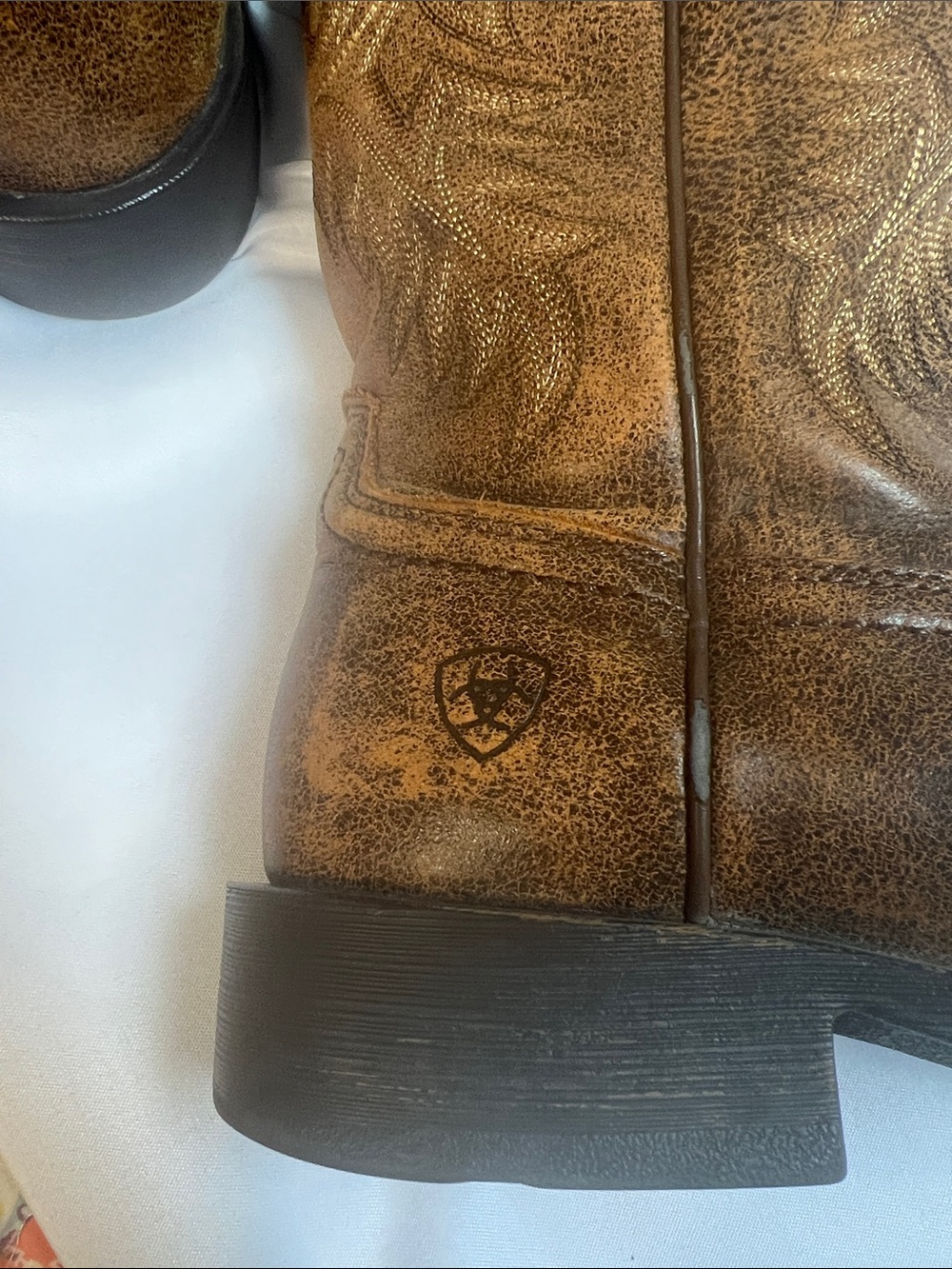 Ariat Brown Distressed Leather Cowboy Boots - Picture 4 of 10